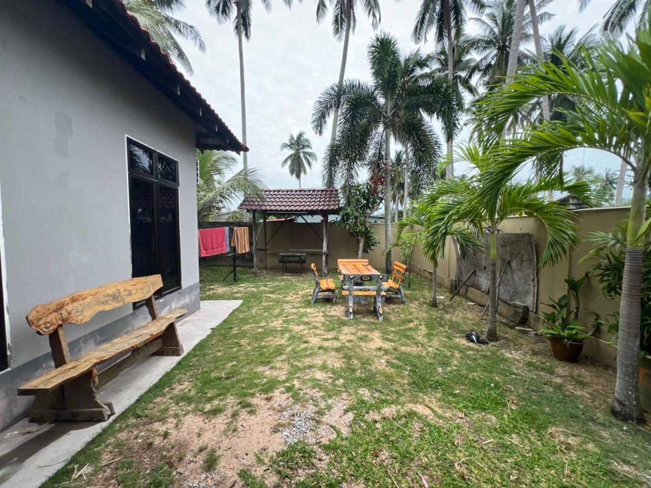 Relaxs Homestay Kota Bharu Exterior photo